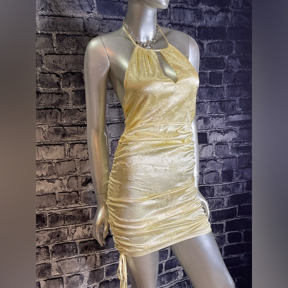 Yellow Satin Brocade Mini Bodycon Summer Dress - Picture 9 of 16